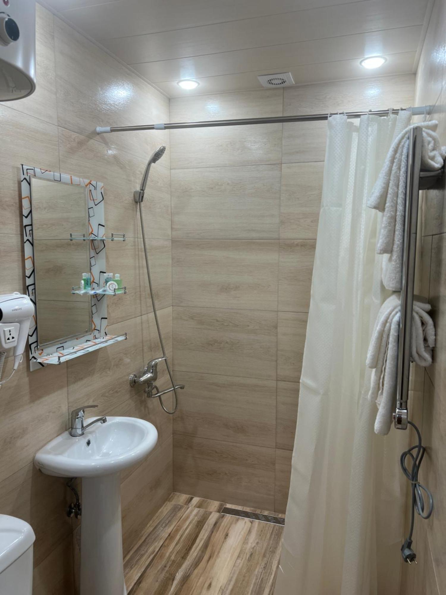 Hotel Maru House Dilijan Esterno foto