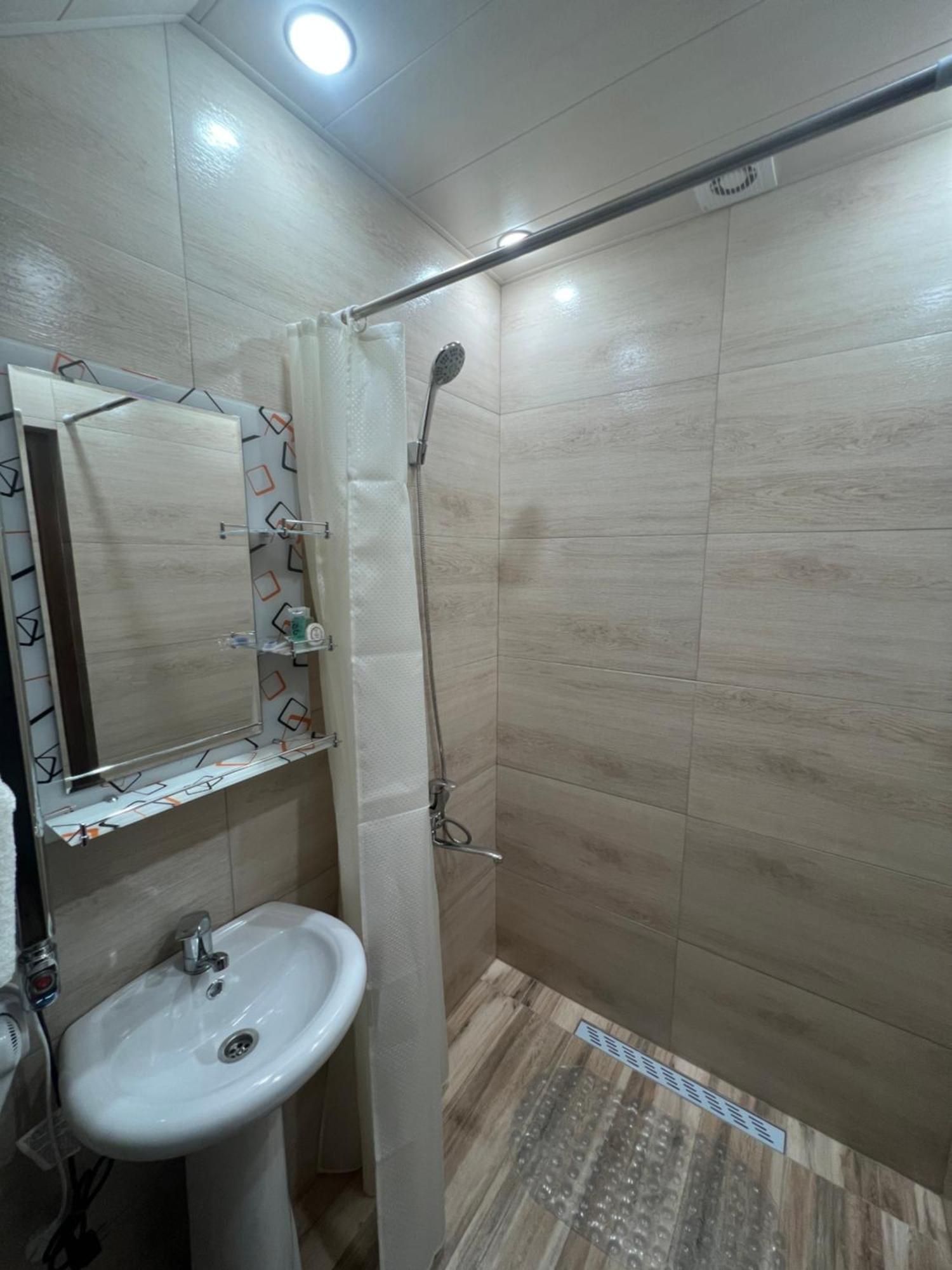 Hotel Maru House Dilijan Esterno foto