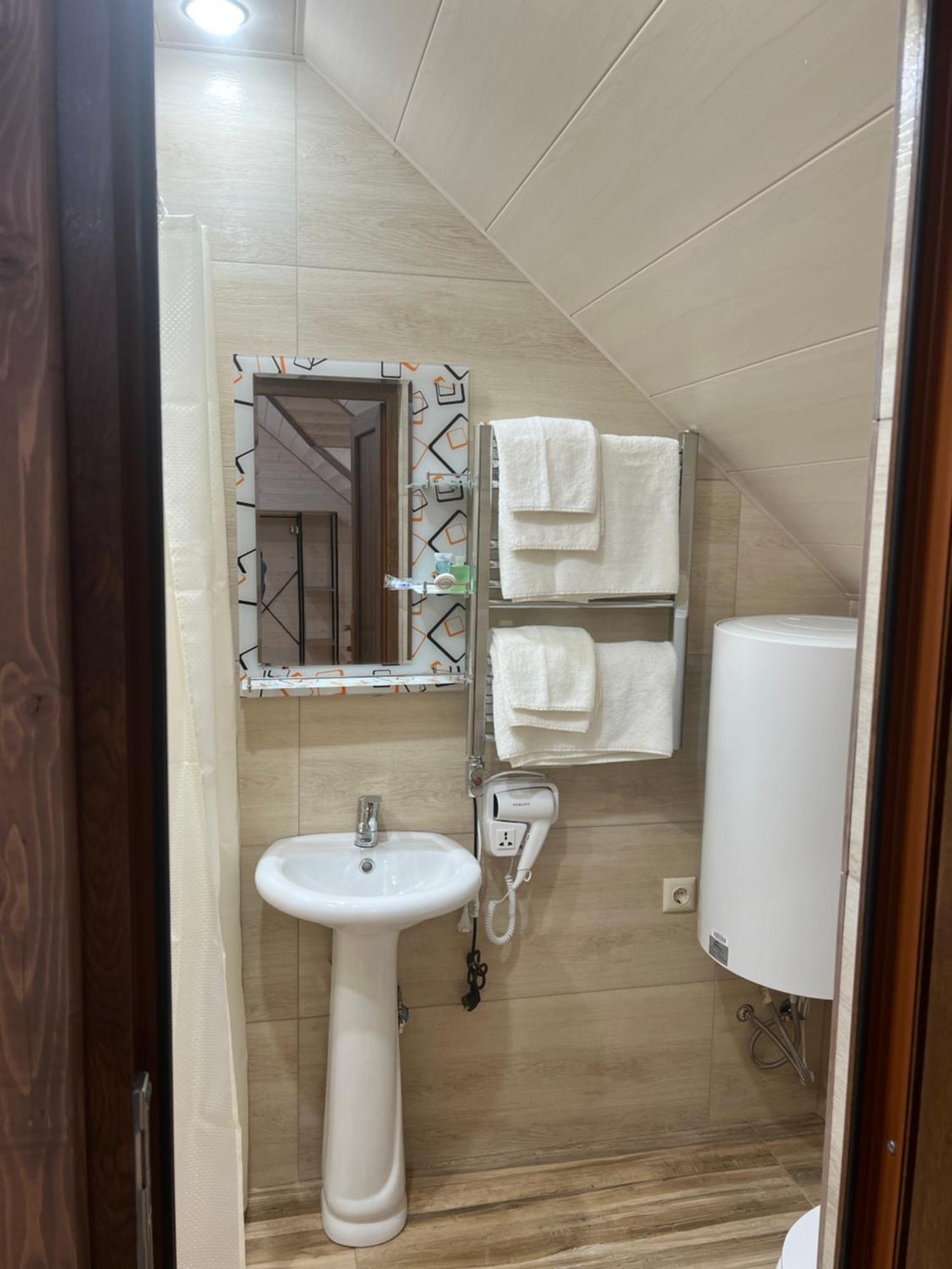 Hotel Maru House Dilijan Esterno foto
